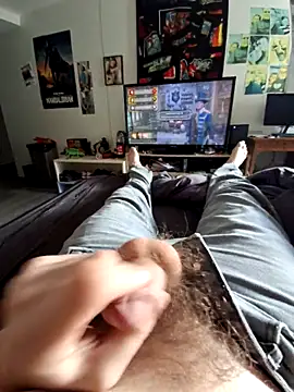 stev3w online show from October 18, 9:36 am