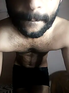 Vignesh3246 online show from January 17, 1:03 pm