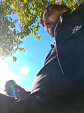 Snapshot of Fuckboy4public chatting on October 28, 6:43 pm Fuckboy4public online show from October 28, 6:43 pm