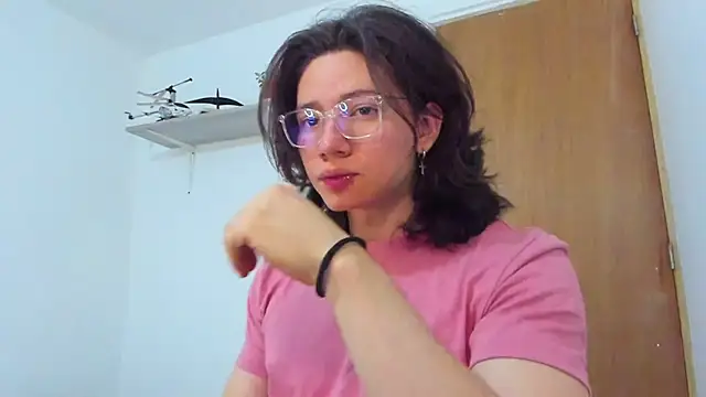 AngelBennet  online show from February 14, 3:11 am