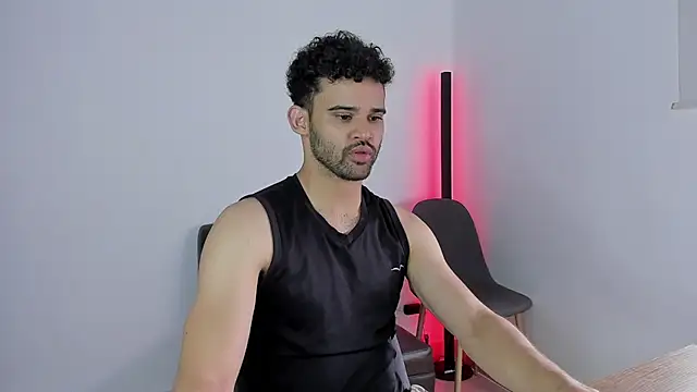 andrewChris  online show from September 24, 7:34 pm