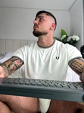 DimitriSullivan  online show from September 18, 9:06 pm