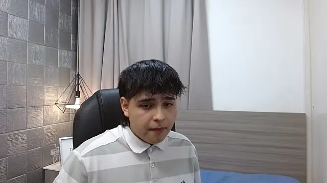 AndrewPherson online show from December 13, 3:38 am