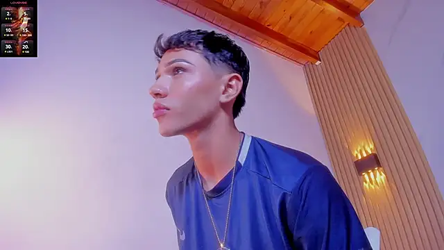 im sebaslopez online show from February 26, 3:42 am