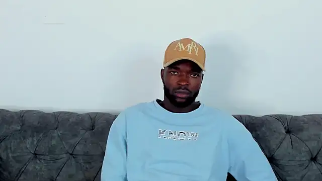 Dylan Taylor online show from October 14, 3:13 am