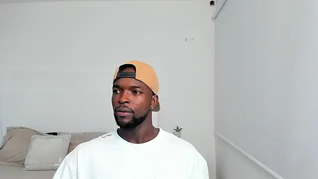 Dylan Taylor online show from February 23, 3:29 am