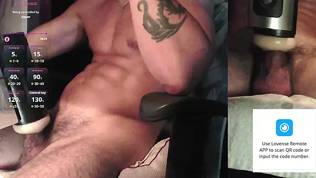 A Shy French Guy online show from July 7, 5:05 pm