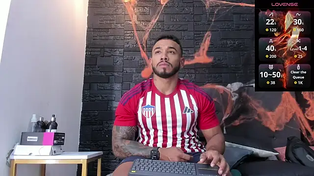 Snapshot of bruno_miller_ chatting on October 24, 9:49 pm bruno miller  online show from October 24, 9:49 pm