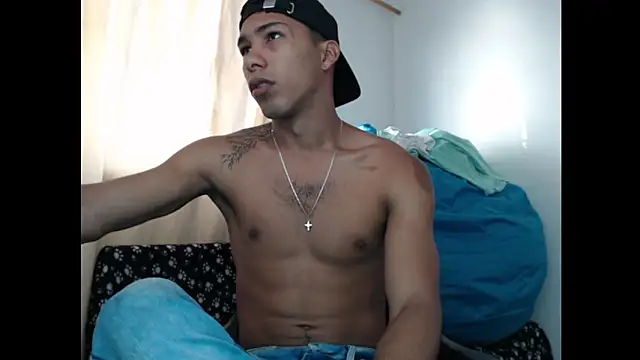 maximo vega newv online show from December 10, 11:43 am