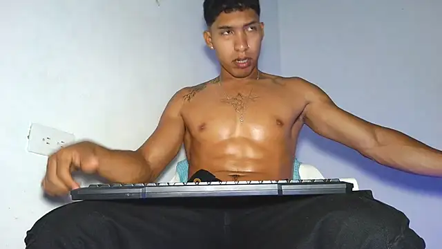 maximo vega newv online show from March 19, 11:08 pm