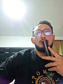 Nene1325 online show from February 18, 5:53 am