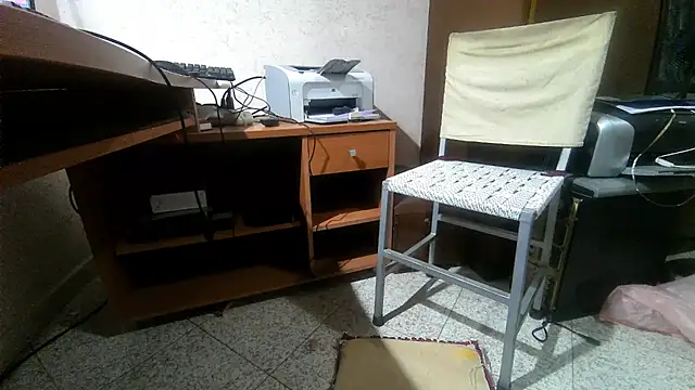 Snapshot of angel0_voglioso chatting on October 1, 9:57 am angel0 voglioso online show from October 1, 9:57 am