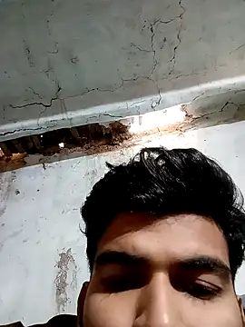 Roni1028 online show from January 6, 5:30 am