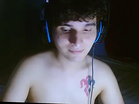 Charley quin online show from April 5, 11:56 pm