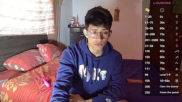 Snapshot of Sweet_c4mer0n chatting on October 9, 2:22 pm Sweet c4mer0n online show from October 9, 2:22 pm