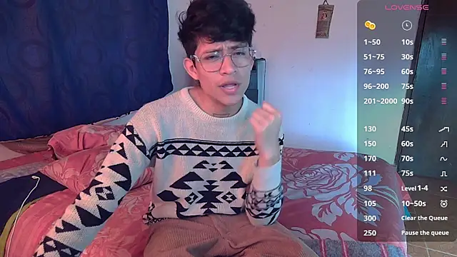 Snapshot of Sweet_c4mer0n chatting on October 20, 8:57 pm Sweet c4mer0n online show from October 20, 8:57 pm