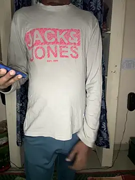 mahiking online show from February 11, 6:33 pm