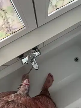 Snapshot of Loco42- chatting on January 4, 2:35 pm Loco42- online show from January 4, 2:35 pm