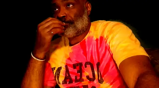 sinnernoir online show from January 18, 1:23 am