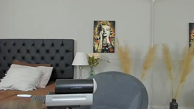 Robin Rief online show from January 31, 3:41 am