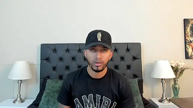 Robin Rief online show from September 12, 3:39 am