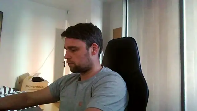 Snapshot of The_big_viking_ chatting on September 24, 10:25 am The big viking  online show from September 24, 10:25 am