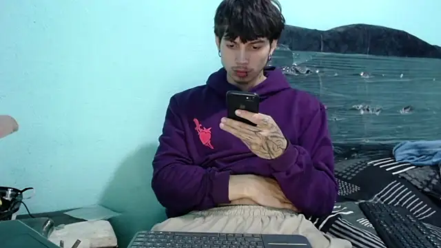 pervertsteens3 online show from September 30, 6:22 pm