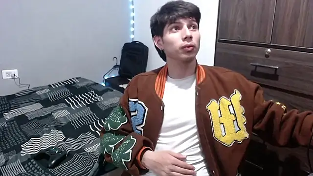 pervertsteens3 online show from September 11, 3:05 am