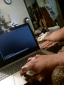 Creationmonster0 online show from March 2, 11:30 am