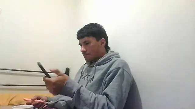 xxx-999 online show from September 26, 4:32 am