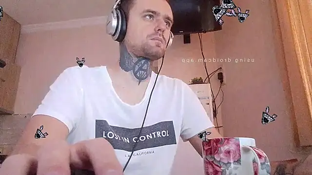 HappyZebra13 online show from February 2, 1:19 pm