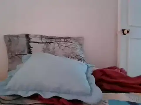 cris21324 online show from January 23, 8:35 pm