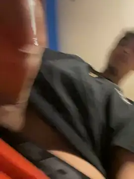 Snapshot of meximaloo1 chatting on December 14, 10:50 pm meximaloo1 online show from December 14, 10:50 pm