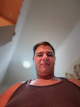 SecretlyDD online show from February 21, 9:38 pm