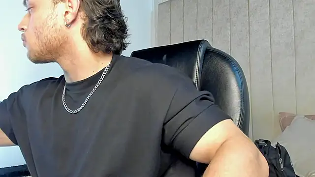 jeicob gagnon online show from October 12, 8:52 am