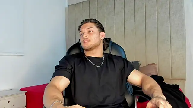 jeicob gagnon online show from October 4, 7:24 am