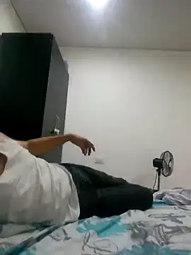 bisexual0007 online show from December 25, 8:18 am