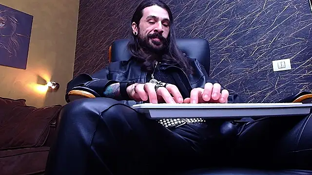 AxelColton online show from January 19, 10:28 am