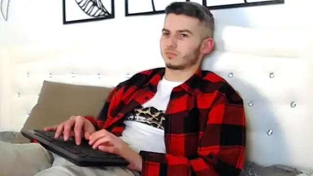 Devin Jay online show from March 3, 1:48 pm