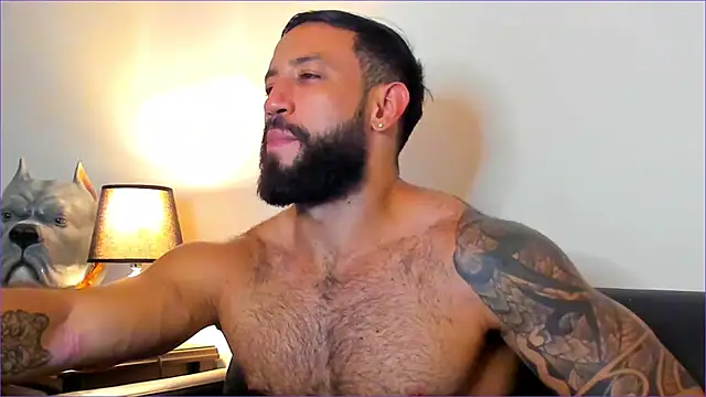 BradLeon  online show from October 7, 10:36 pm