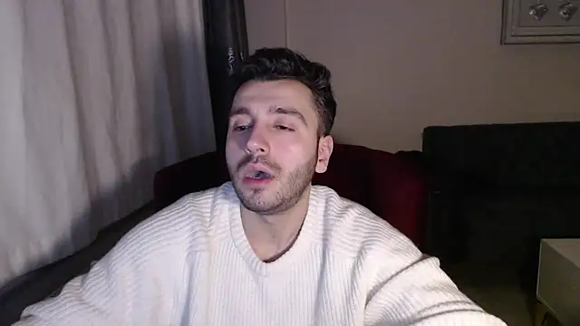 handsomeee04 online show from February 16, 10:19 pm