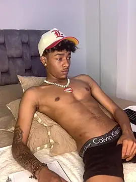 Boy cock18 online show from January 21, 9:06 am