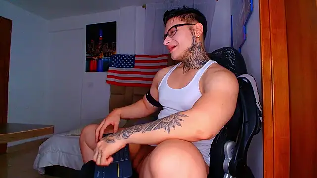 DennisWalkerr online show from October 6, 12:37 am