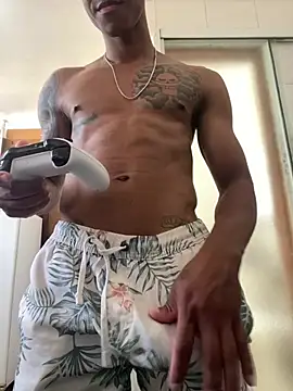 Muzao online show from February 12, 7:31 pm