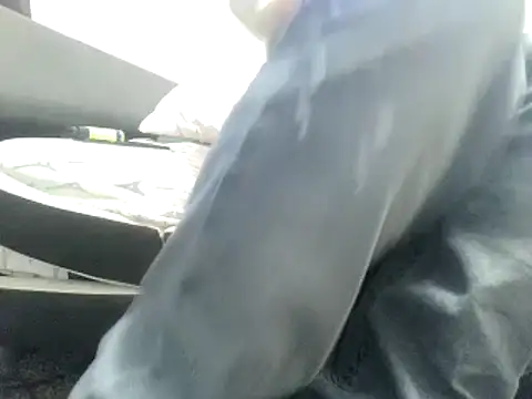 Snapshot of party51502 chatting on February 2, 5:10 am party51502 online show from February 2, 5:10 am