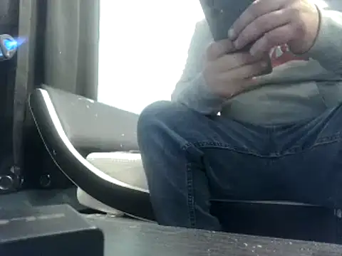 Snapshot of party51502 chatting on February 14, 3:11 am party51502 online show from February 14, 3:11 am