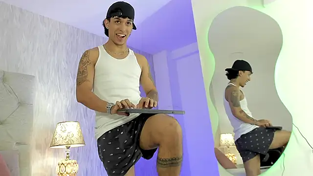 jason hanks8 online show from January 20, 12:28 pm