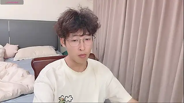 A11414 online show from December 20, 2:46 pm