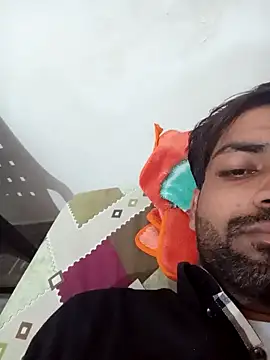 Snapshot of playboyz77 chatting on January 19, 3:10 pm playboyz77 online show from January 19, 3:10 pm