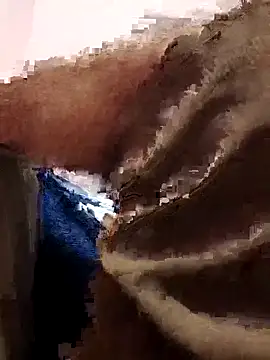 Snapshot of playboyz77 chatting on December 28, 7:44 am playboyz77 online show from December 28, 7:44 am